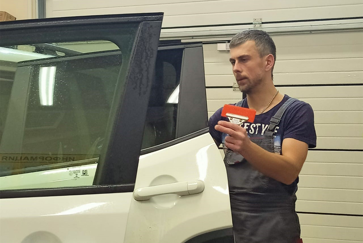 Тонирование Jeep Renegade